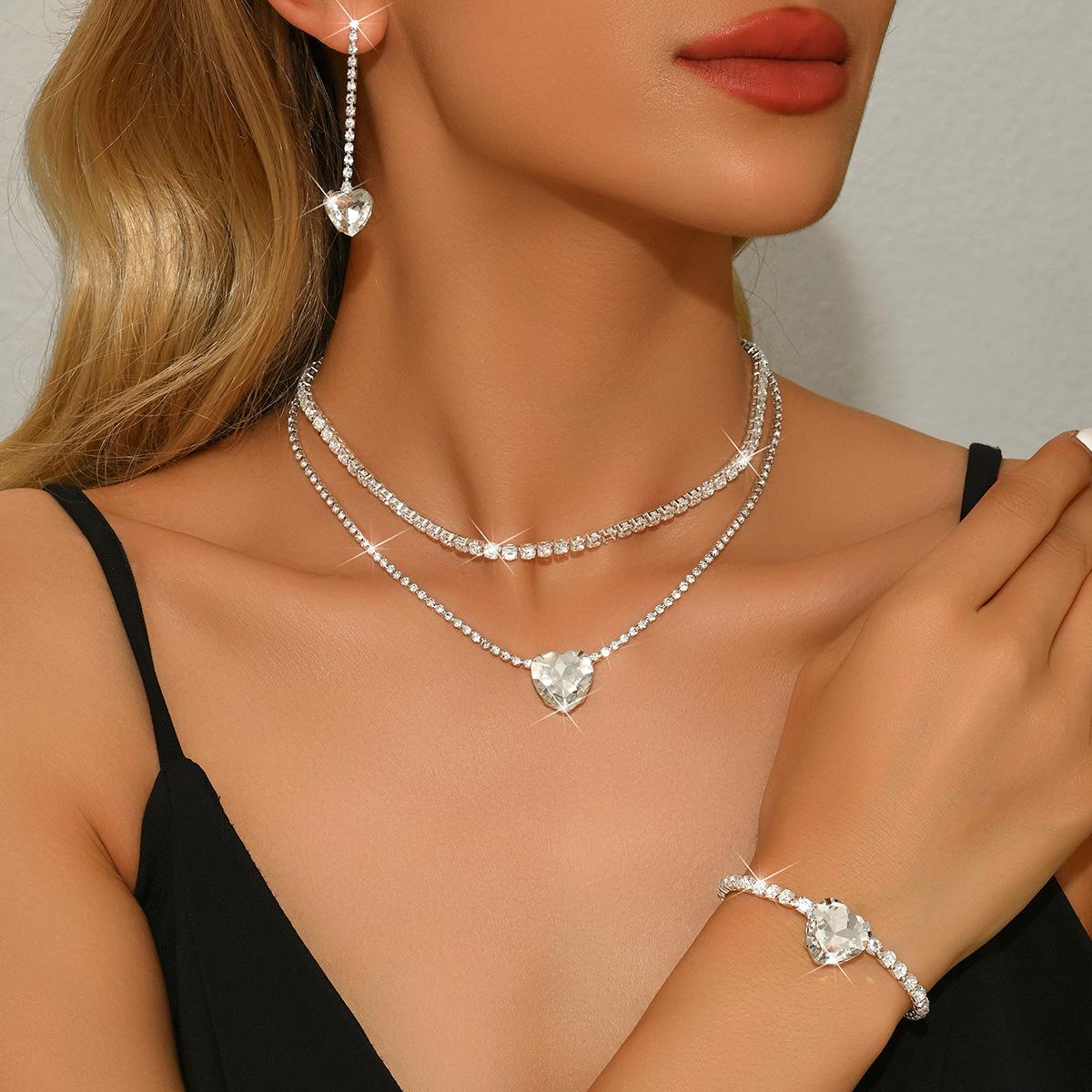 Galvanisierte Echtgold Rhombus Kristall Ohrringe, Modisches Nischen Design, Fortschrittliche Anti-Allergische Ohrringe