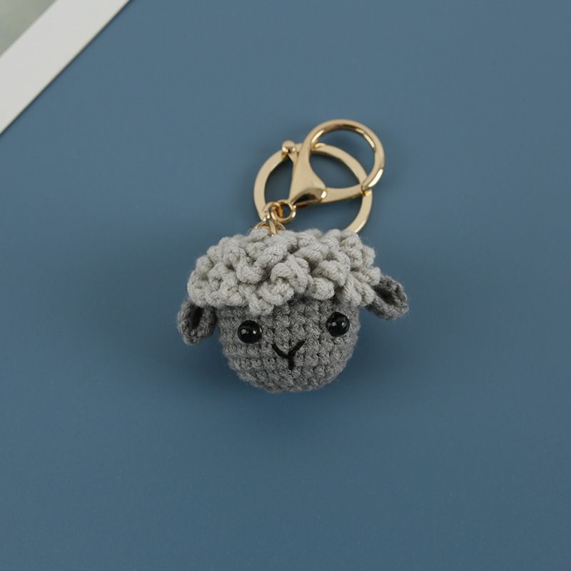 Niedliche Schaf-Serie Häkel-Schlüsselanhänger Handgefertigt Stricken Alpaka-Puppe Schlüsselanhänger Für Tasche Anhänger Gestrickte Schlüsselanhänger Individuelle Accessoires gray