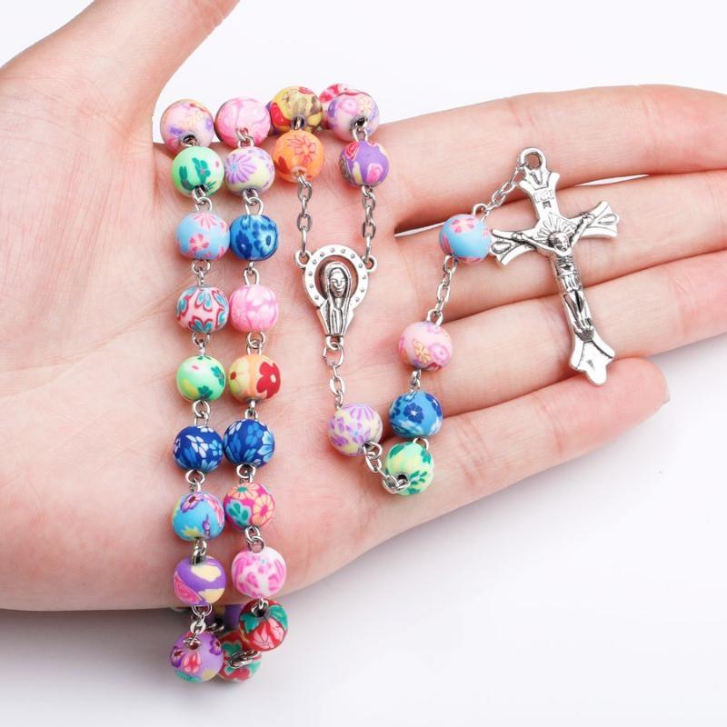 Bunte weiche Keramikperlen, katholisches Kreuz, Halskette, Gebetskette, Talisman, katholischer Rosenkranz, Halskette für Männer und Frauen, Schmuck, Accessoires, Geschenke beige