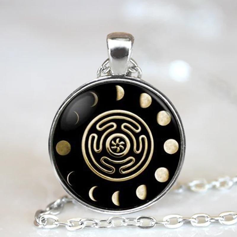 Rad der Hekate Göttin Symbol Anhänger Halskette Hecate Hexerei Wicca Dreifachmond Handgefertigte Anhänger Halskette