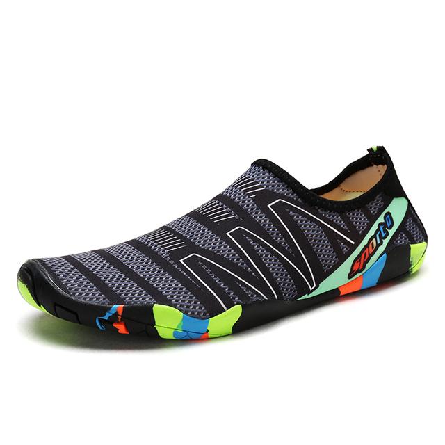 Größe 35 -46 Unisex Walking-Sneaker Badeschuhe Badeort Schnelltrocknende Aqua-Wasserschuhe Zapatos Mujer Strand-Freizeitschuhe 46