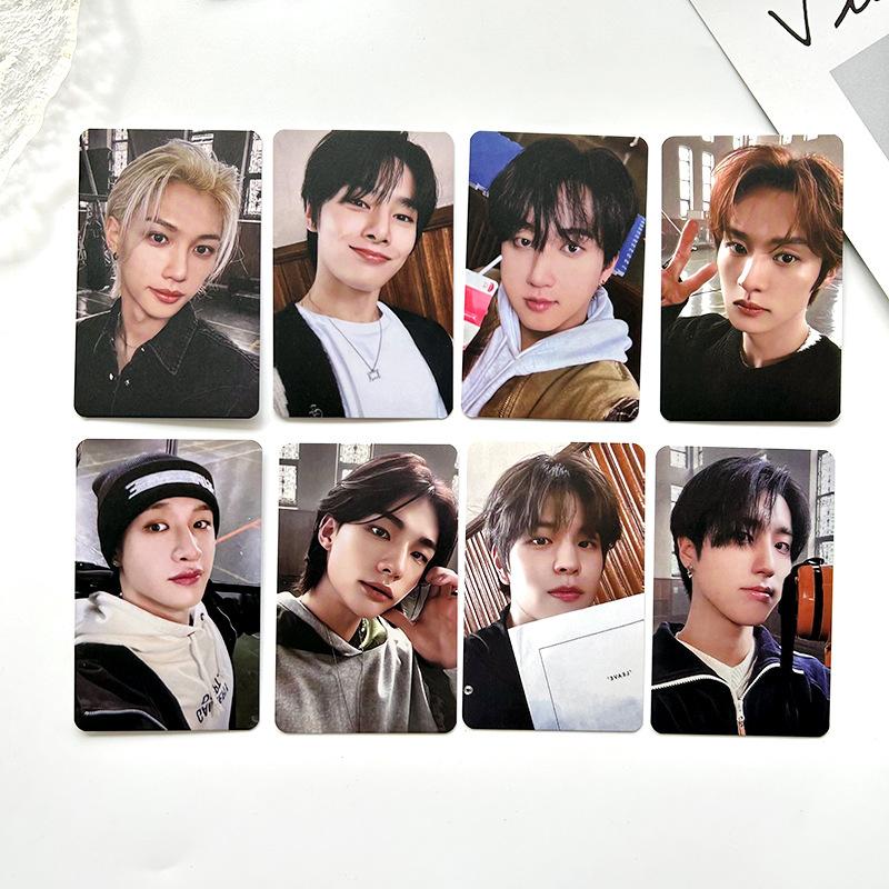 Stray Kids ROCK-STAR Album 8 Stück Fotokarten Set Kpop Idol Lomo Karten Hohe Auflösung Mitglieder Foto Karten Sammlung Fan Support Geschenk Merchandise 1 gray
