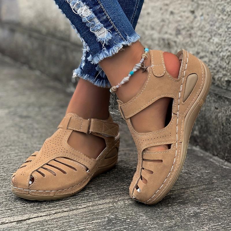 Einfarbige, trendige Sandalen für Damen, Slingback-Retroschuhe mit geschlossener Spitze und Plateau, vielseitige Sommerschuhe mit niedrigem Keilabsatz 39 beige