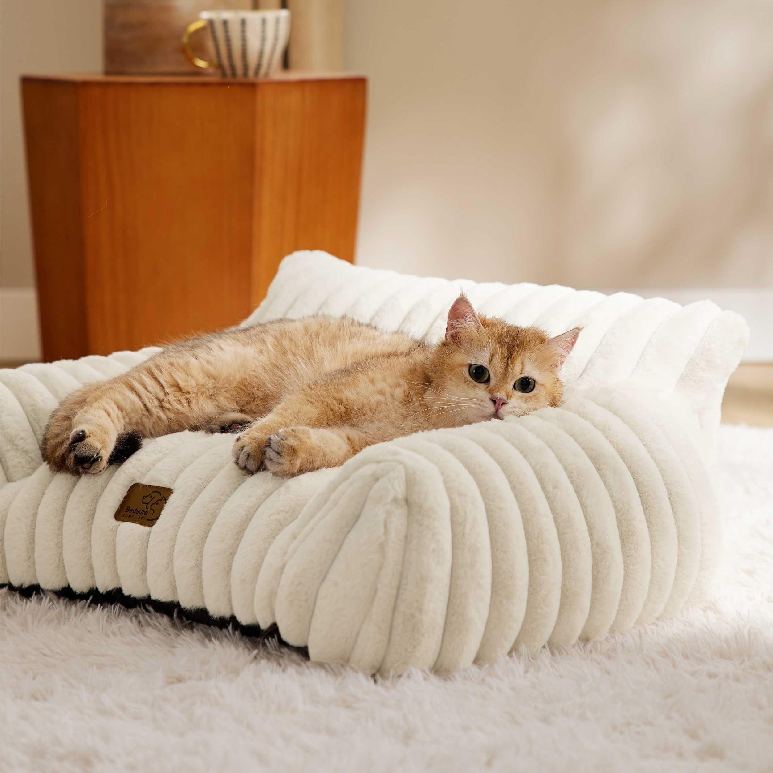 Katzenbetten Flauschige Haustierprodukte Warmes Bett Plüsch für Winter Hundezubehör Waren Zubehör Kissen Kätzchenmatte Haus Dinge Welpe M white