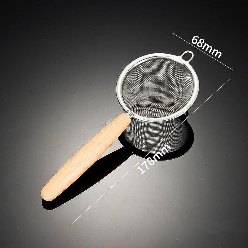 1 stück 304 Edelstahl Mesh Filter Löffel mit Holzgriff Mehl Filter Löffel Haushalt Küche Gebratene Lebensmittel Filter Öl gray