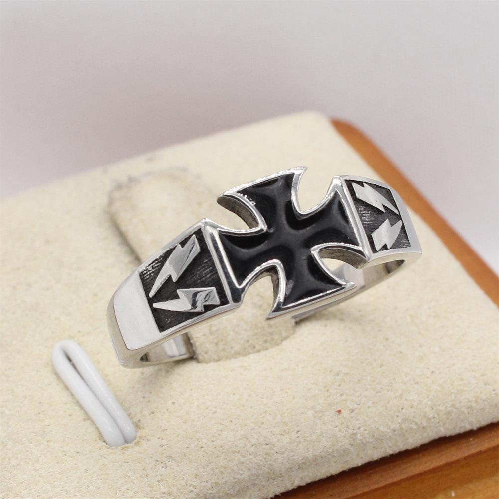 2026 Schmuck, Europäischer und Amerikanischer Personalisierter Retro Kreuz Herren Schmuck Ring No. 10