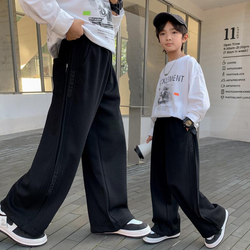 Jungenhosen Frühling und Herbst Sweatpants Neuer Stil Große Jungen Locker Lässige Sporthose Kinder Weitbeinige Gerade Hose 130 schwarz