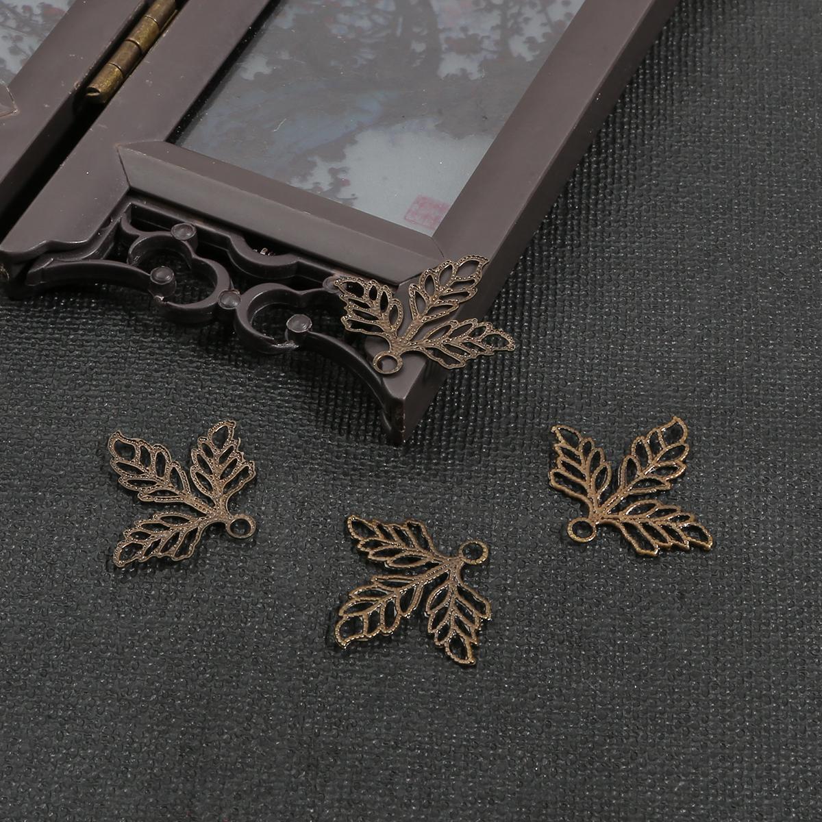 10 Stück Metall Kupfer Ahornblatt Charm DIY Zubehör Erkenntnisse Zubehör für die Schmuckherstellung 25×23mm