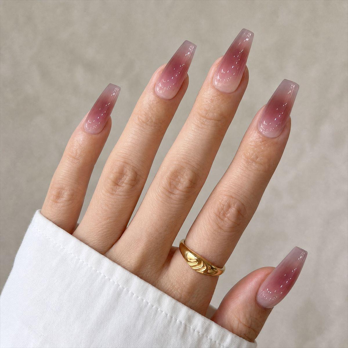 Hochwertige tragbare künstliche Nägel im Mandel-Nude-French-Stil – mittellange und lange Nagelspitzen