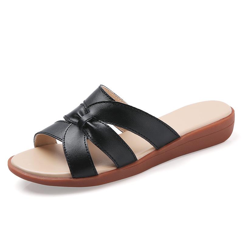 Neue Kuhfell-Mutter-Hausschuhe für Damen im Sommer, weiche Sohle, Outdoor-Bekleidung, Damen-Flachhausschuhe in mittlerem bis altem, großem Format 41 black