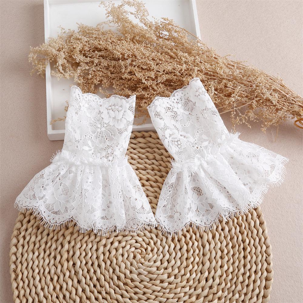 Plissierte Mesh-Spitzenmanschetten für Nailart-Fotografie weiß