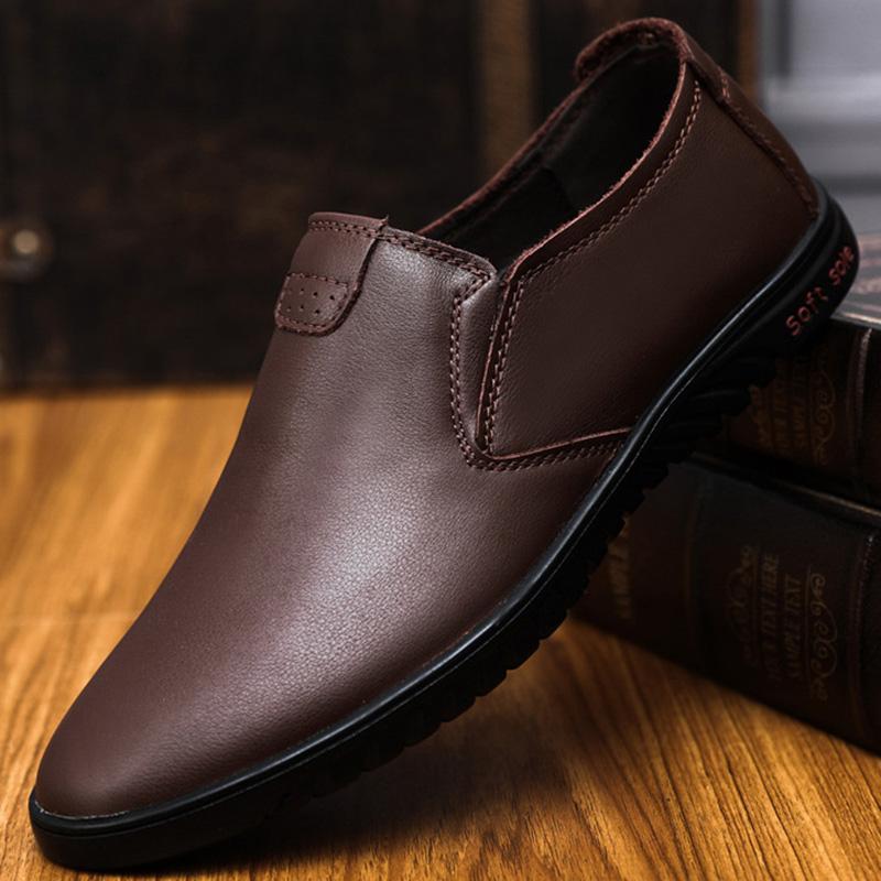 Mode 2024 Herren Lederschuhe Mokassins Herren Sneaker Slipper Herren Freizeitschuhe Leichte Loafer Herren Atmungsaktive Outdoor Laufschuhe 43 braun