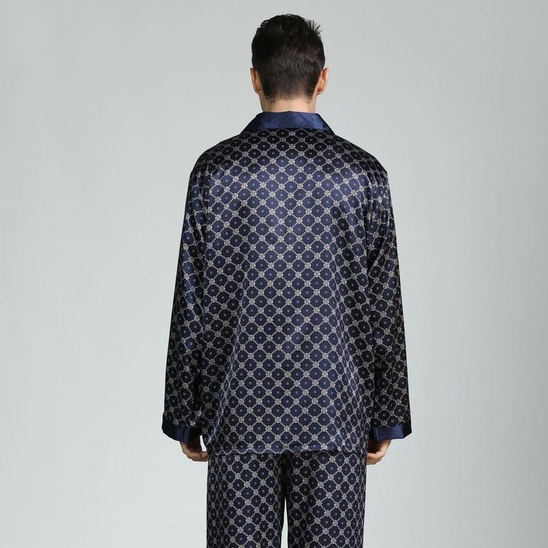 2025 Neues langärmeliges Herren-Pyjama-Set aus Seidensatin mit klassischem Aufdruck, luxuriöses seidiges Pyjama-Nachtwäsche-Set XL dunkelblaue