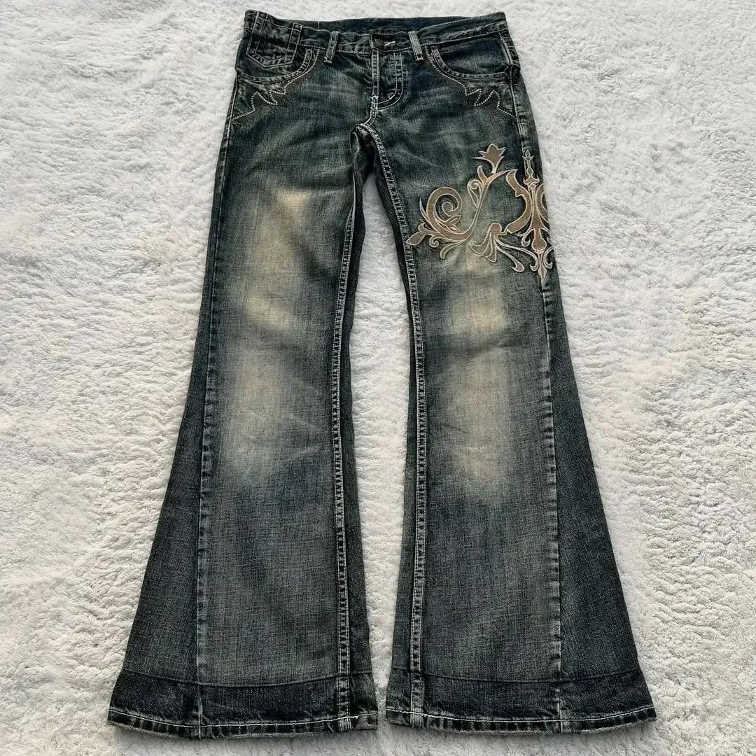 FlowStreet Y2K Neues Amerikanisches Retro-Stickmuster Damen Hörnchenförmige Jeans Street Fashion Gothic Schlanke Mop-Hose Damenjeans S