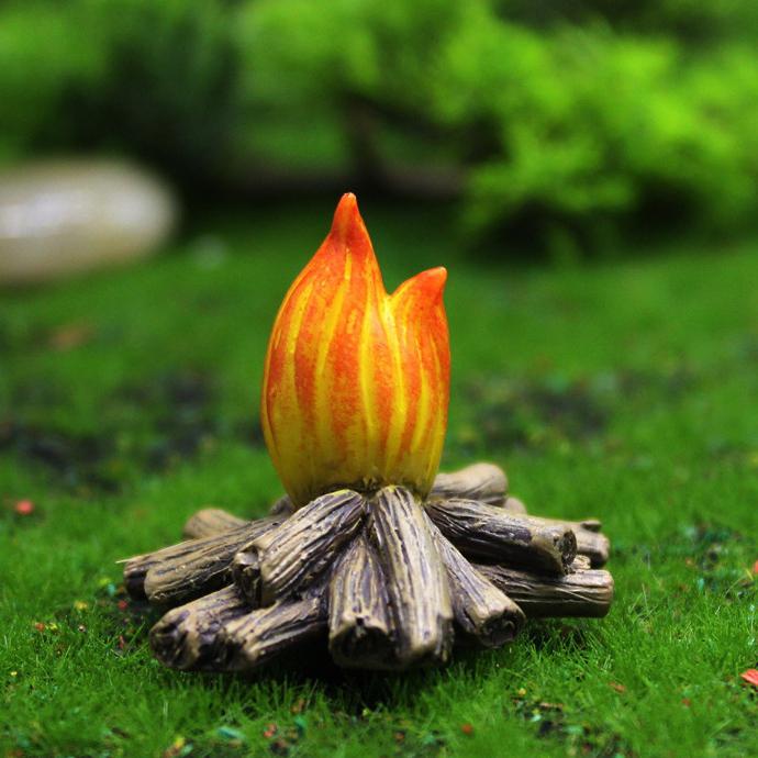 4 Stile Mini-Gartenzwergfiguren aus Kunstharz, Feengarten, Miniatur-Topfpflanze, Terrarium-Ornamente 03