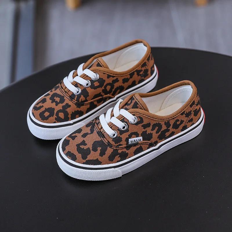 Kinder Casual Schuhe 2024 Sommer Neue Junge Leinwand Schuhe Mädchen Sport Schuhe Mode Bord Schuhe Studenten Kleine Weiße Schuhe Kinder Schuhe zapatillas 36-insole22.5cm Leo-Print