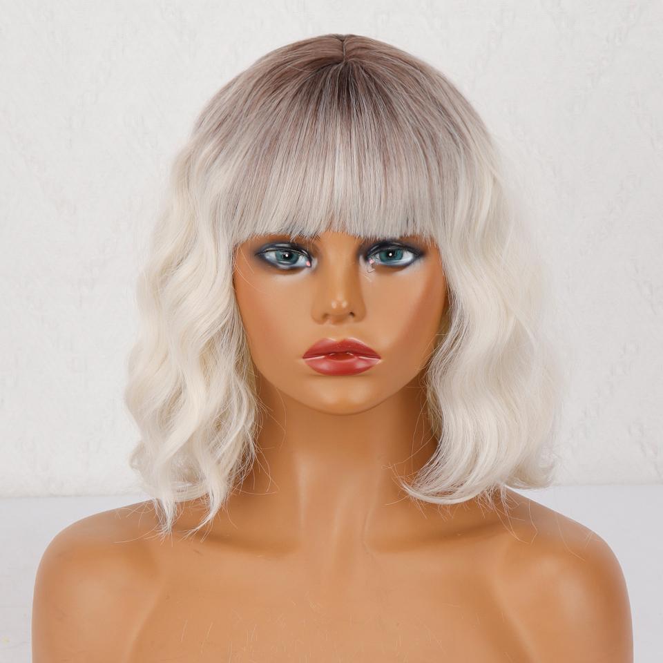 MISS WIG Kurze gewellte Damen-Perücke mit Pony, synthetische Faser, graue Farbe, Wasserwellen-Perücke, tägliches Tragen, Cosplay