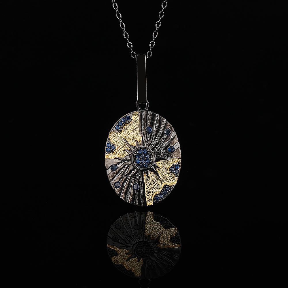 Hochwertige Damen-Halskette mit blauem Zirkonia, klassischer Schwarzgold-Schmuck, Stern-/Sonnenschmuck, Schmuck als Geschenk zum Jahrestag schwarz