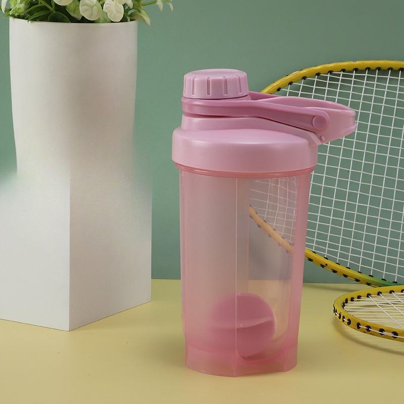 Proteinpulver Shakerbecher mit Skala, Handlicher Milchshake-Becher mit Schraubverschluss, Fitness- und Sportwasserbecher 500ml rosa