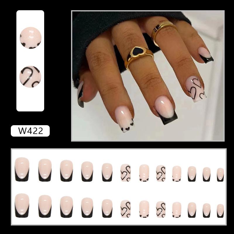 Europäische und amerikanische schwarze Liebe süße und coole Maniküre mittel und lang europäisch quadratisch künstliche Nägel Maniküre-Stücke Valentinstag Nagelstücke 24 St brown
