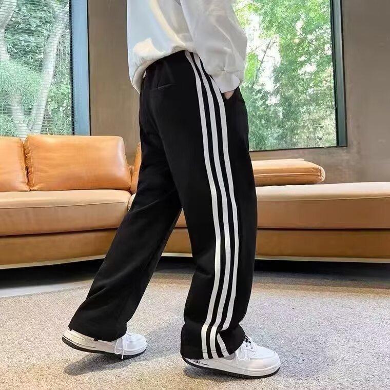 Frühlings- und Sommer-Herbsthosen für Jungen, Hosen für Kinder und Jugendliche, dünne Sporthosen für Kinder, trendige Hosen mit drei Balken, trendige Hosen 130 schwarz