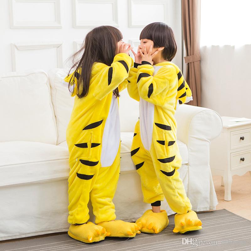 Kinder Kigurumi Katze Onesie Pyjama Mädchen Overall Tier Nachtwäsche Overall Kapuze Pyjama Ohne Schuhe 7T gelb