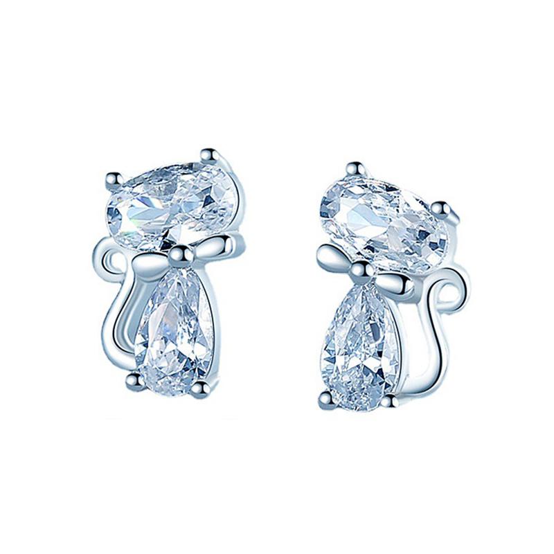 Huitan Katze Tier Ohrstecker mit Kristall Zirkonia Tier Accessoires für Frauen Alltag Mode Kontraktierter Schmuck white