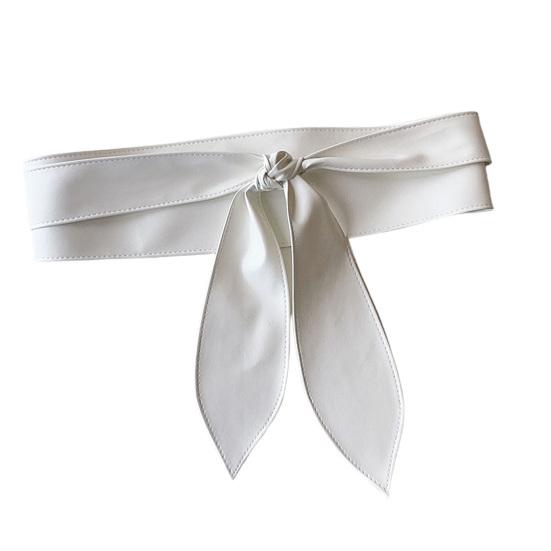 Damen Gürtel aus Kunstleder mit breiter Krempe, Retro-Gürtel, für Kleider, Mäntel, geknoteter Gürtel, vielseitiges Accessoire weiß