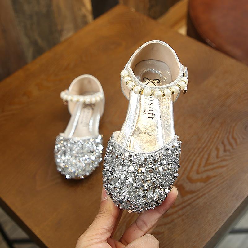 Sommer Neue Mode Mädchen Schuhe Strass Glänzende Prinzessin Schuhe Klett Einzelnen Schuhe Perle Pailletten Tanz Schuhe 30 silber