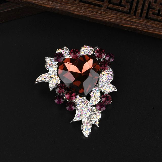 Vintage Kristall Brosche High -End Corsage Weibliche Accessoires Pin Einfache Mantel Anzug Accessoires gray