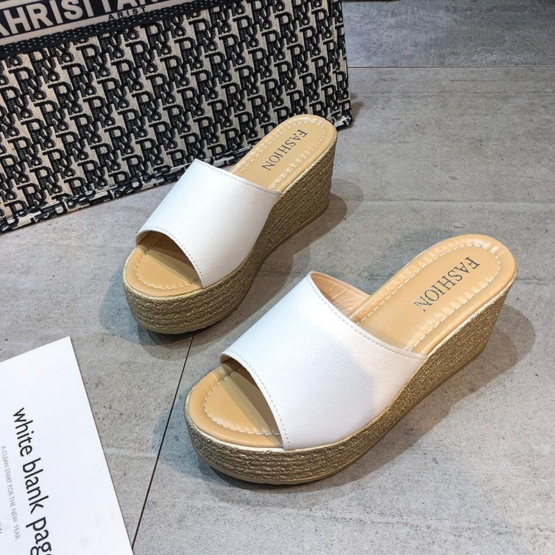 Mode 2024 Sommer Zehenfrei Damen Hausschuhe Mode Elegant Schmaler Riemen Pantoletten Schuhe Damen Lässige Keilabsätze Damen Sandalen 40 weiß