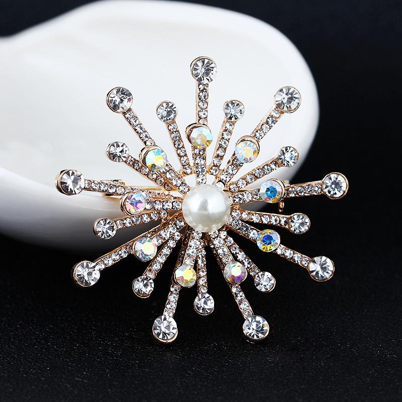Modische Legierung Dreidimensional Perle Schneeflocke Brosche Anstecknadel Corsage Blume Damen Bekleidungszubehör Langlebige Farbe Exquisite Brosche BFF Geschenk