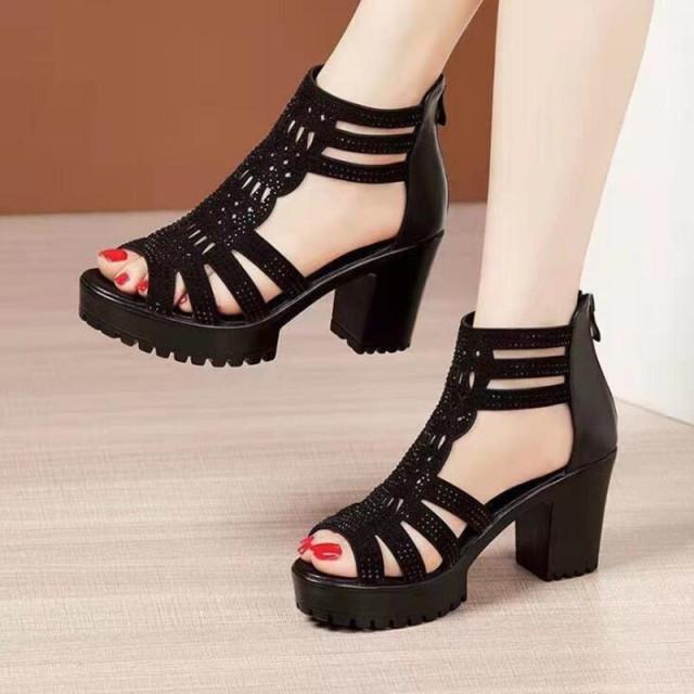 Gladiator Sandalen Frau Offenen Kopf Sexy Niet Blockabsatz Plateauschuhe Sommer Frauen Sandalen 38