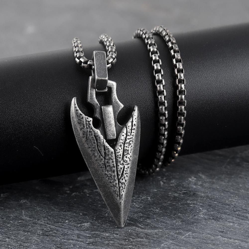 Neue Herrenmode und personalisierte nordische Mythologie Retro Wikinger Waffe lange Speerspitze Anhänger Halskette gray