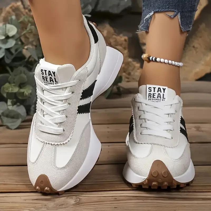 Neue Designer-Sneaker Damen Sportschuhe Sneaker Dicke Sohle Lässig Modische Sneaker Leichte Weiche Sohle Laufschuhe 39 weiß