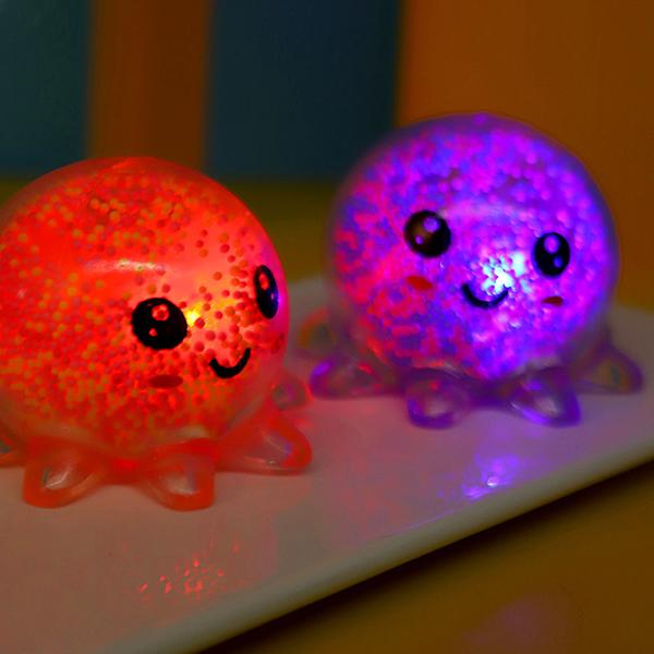 1 Stück leuchtendes Licht Tintenfisch Vent Ball Squeeze Spielzeug Dekompression Spielzeug Blase Octopus Ball Stress Relief Spielzeug Geschenk für Kinder 1Pcs
