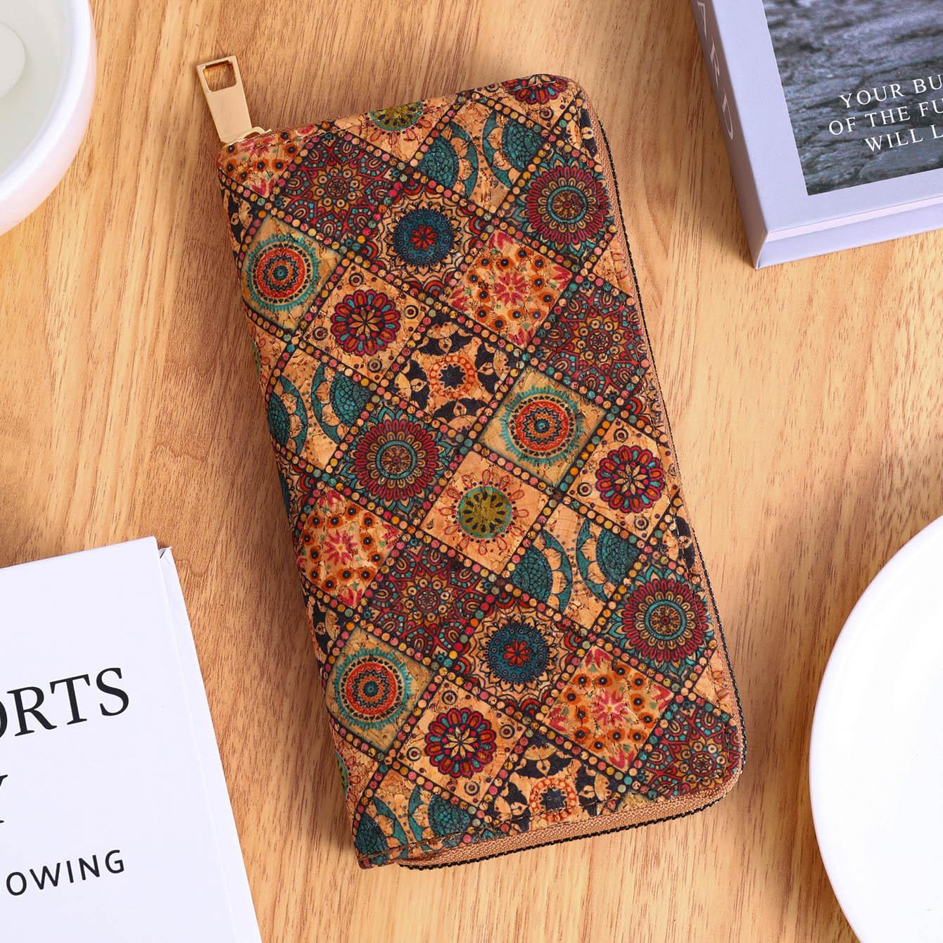 Lange Geldbörse im Retro-Paisley- und Blumenmuster, Clutch mit Reißverschluss rund um die böhmische Damen-Geldbörse, großes Kreditkartenetui hellbraun