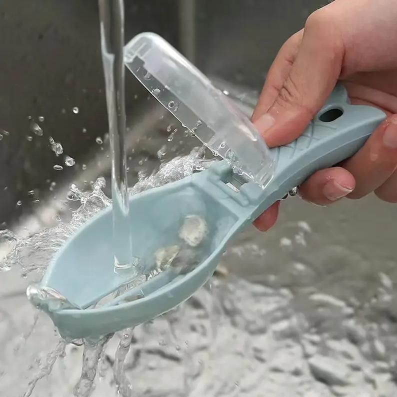 Kunststoff Fischschuppen Schaber Fisch Haut Pinsel Schaben Angeln Schuppen Pinsel Reiben Entfernen Fisch Messer Reinigung Schäler Scaler Schaber 1PC blau