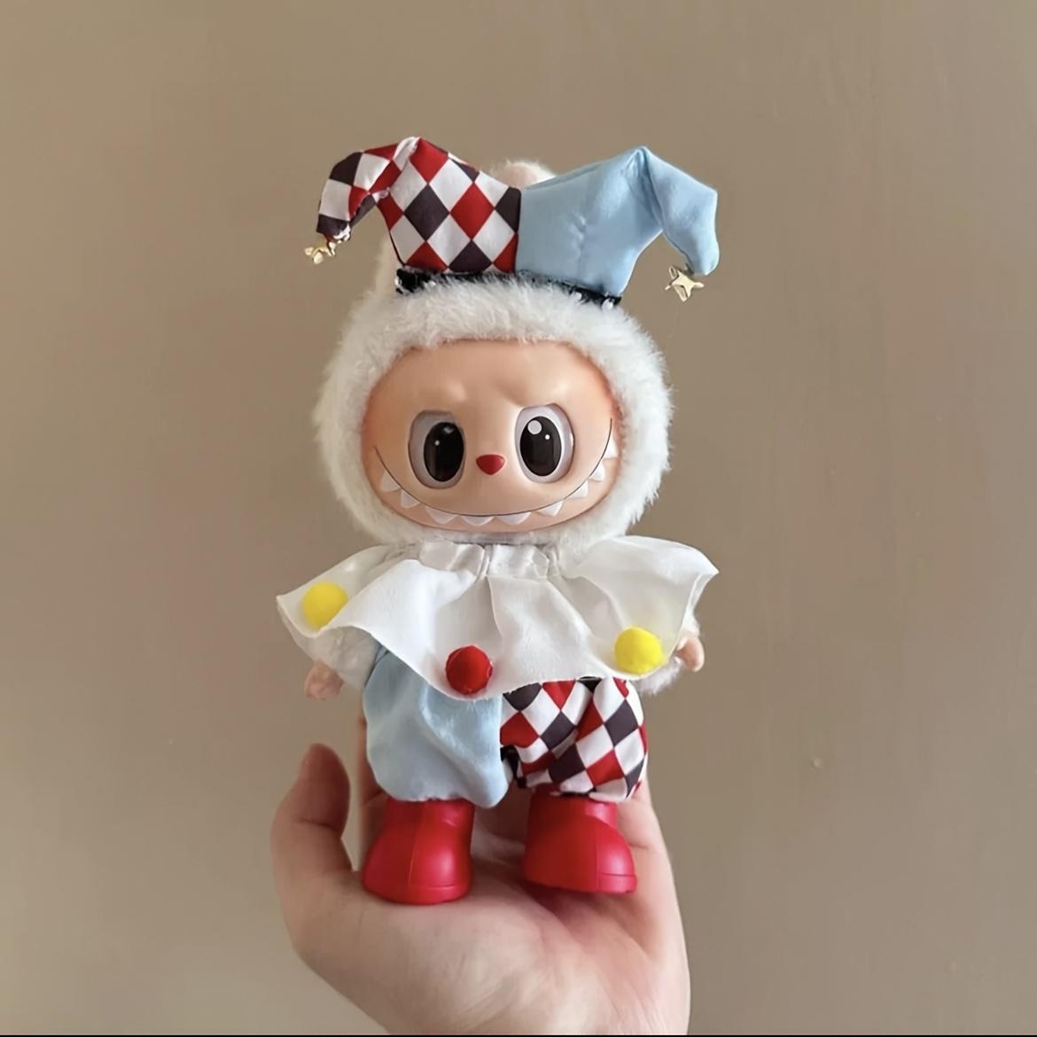 Nicht enthalten Labubu, Babykleidung Emaille Herz Macaron vorne High Energy 3.0 Zirkusclown Kostüm