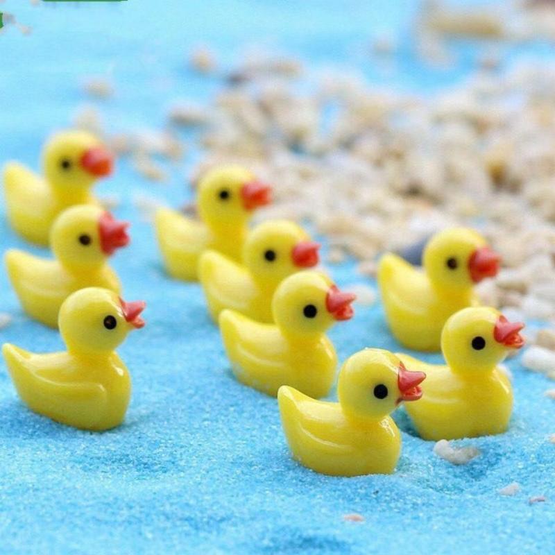 200-10 Stück/Set Harz Mini Enten Dekoration Miniaturfiguren Kleine Ente Handwerk Mikrolandschaft Puppenhaus Dekoration Zubehör 10pcs gelb