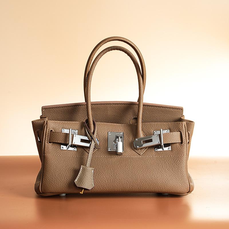 Hochwertige neue lange Leder-Handtasche mit silberner Schnalle aus Platin für Frauen + modische High-End-Handtasche aus Rindsleder 31x16x17cm khaki