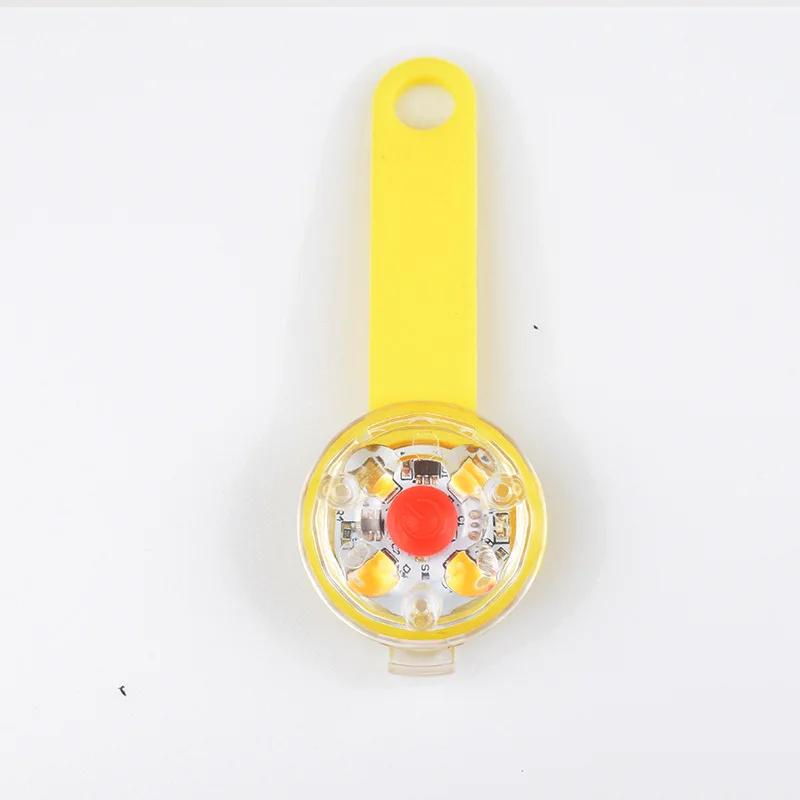 LED-Halsband für Haustiere, Hunde und Katzen, Anhänger, Nachtsicherheit, Katzenlicht, IPX7, wasserdicht, blinkendes Geschirr mit Licht für Hundezubehör gelb