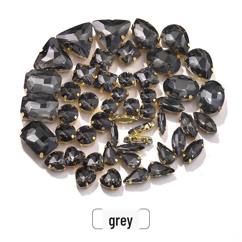 Handgenähte gemischte Krallen-Kristallglas-Strasssteine für Hochzeitskleid- und Armband-Accessoires Gold Base Mixed Claw Stones (Random Mix 50 pcs)