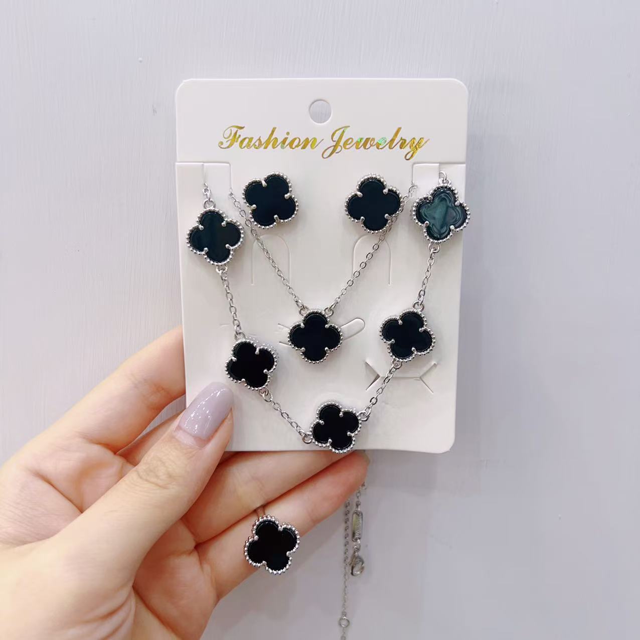 5-teiliges Mode Glücksklee Armband Halskette Ohrringe Ring Set Schmuckset