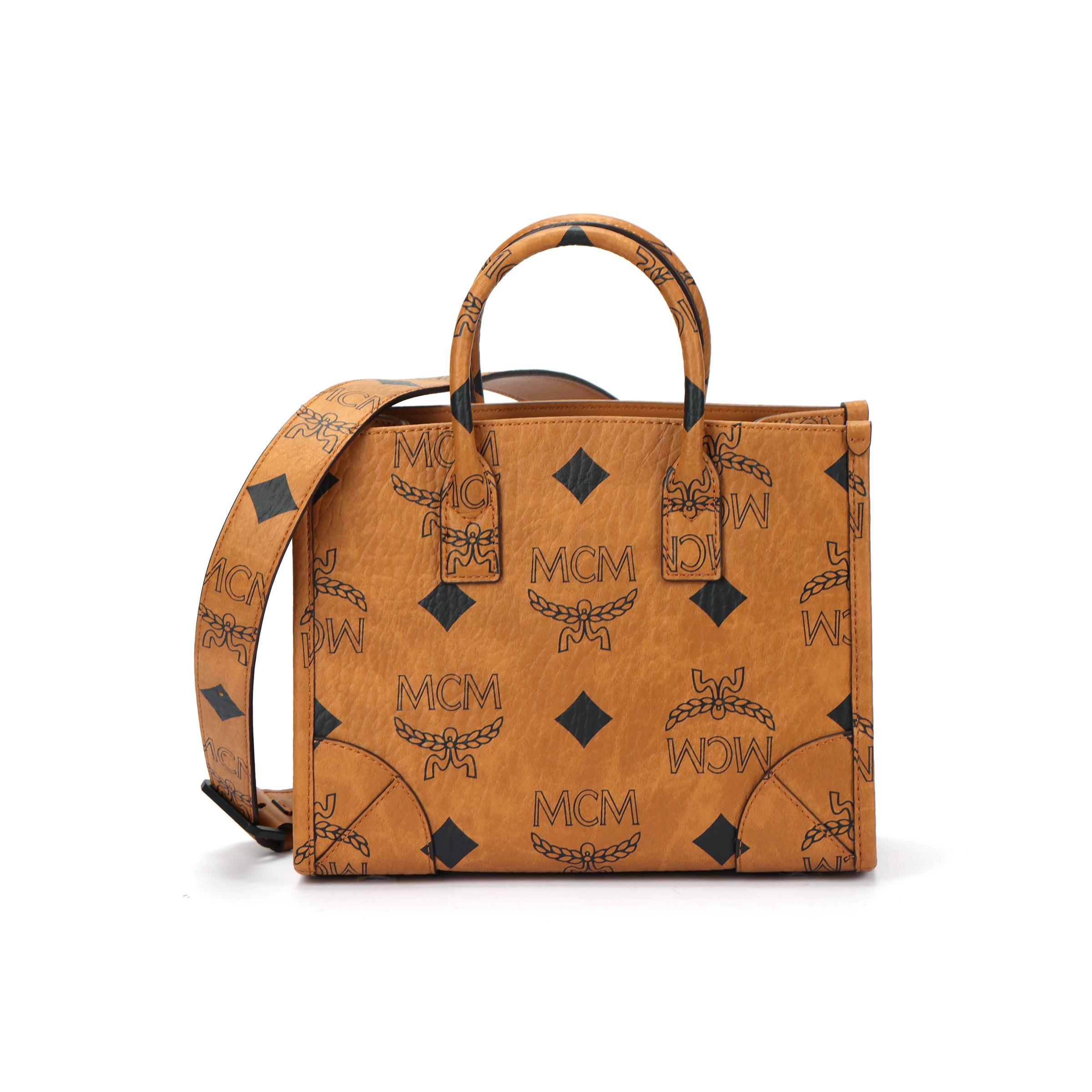 MCM Logo Print PVC Tragetasche Einkaufstasche Schulter Crossbody Handtasche Mittel Damen Tragetasche Cognac MWTESBO05CO001 Basic Set (Bag+Dust Bag)