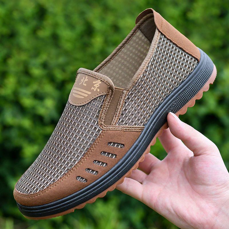 Sommer alte Peking Tuch Schuhe Herren atmungsaktive Freizeitschuhe Oxblood Sohle Papa Schuhe mittleren Alters Anti-Geruch weichen Boden dünne Abschnitt Mesh Schuhe 43 khaki