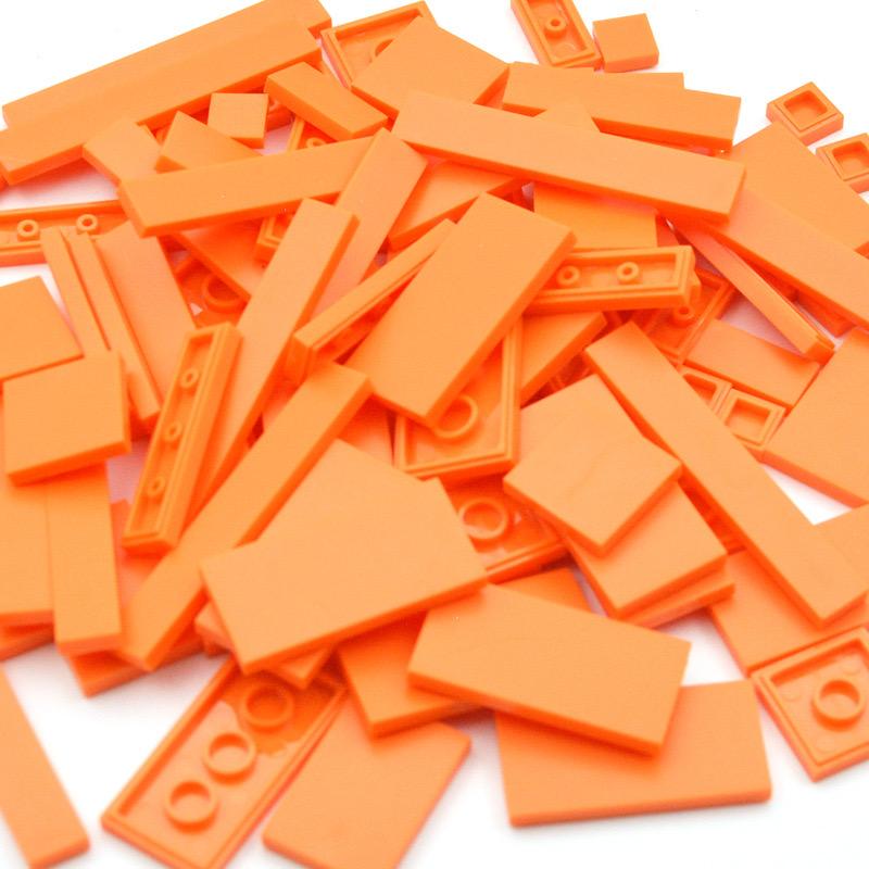 150 STÜCKE DIY Modell Glatte Dünne Bausteine MOC Mehrfarben Spielzeugteile Großfiguren Flache Fliesen Steine Pädagogisches Kinderspielzeug orange