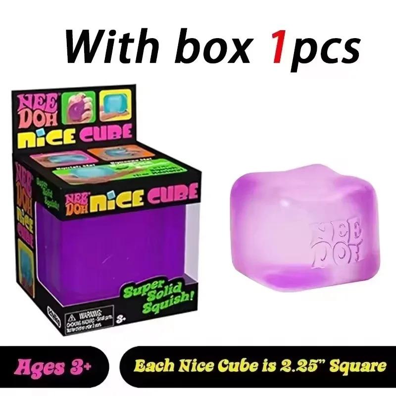 Schylling Needoh Nice Cube, Sensorisches Spielzeug, Anti-Stress-Blöcke, Stressabbau-Puzzle, Druckentlastung, Souvenir für Kinder Kinderspielzeug licht grau