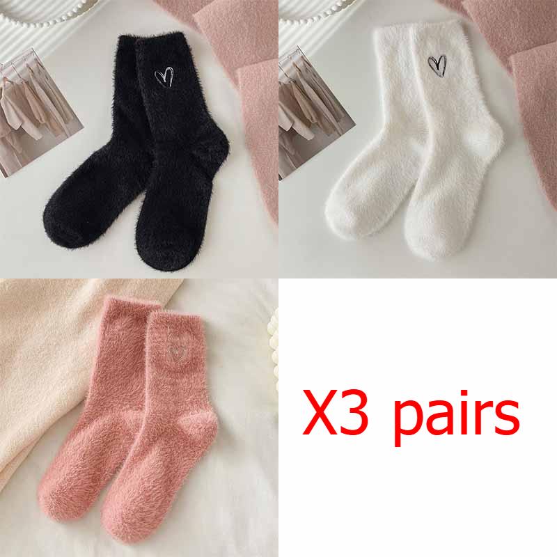 Damen Herbst und Winter Mitte Wade Verdickt Warm Nerz Samt Flor Socken Einfarbig Bestickt Home Boot Socken Socken 3 pairs
