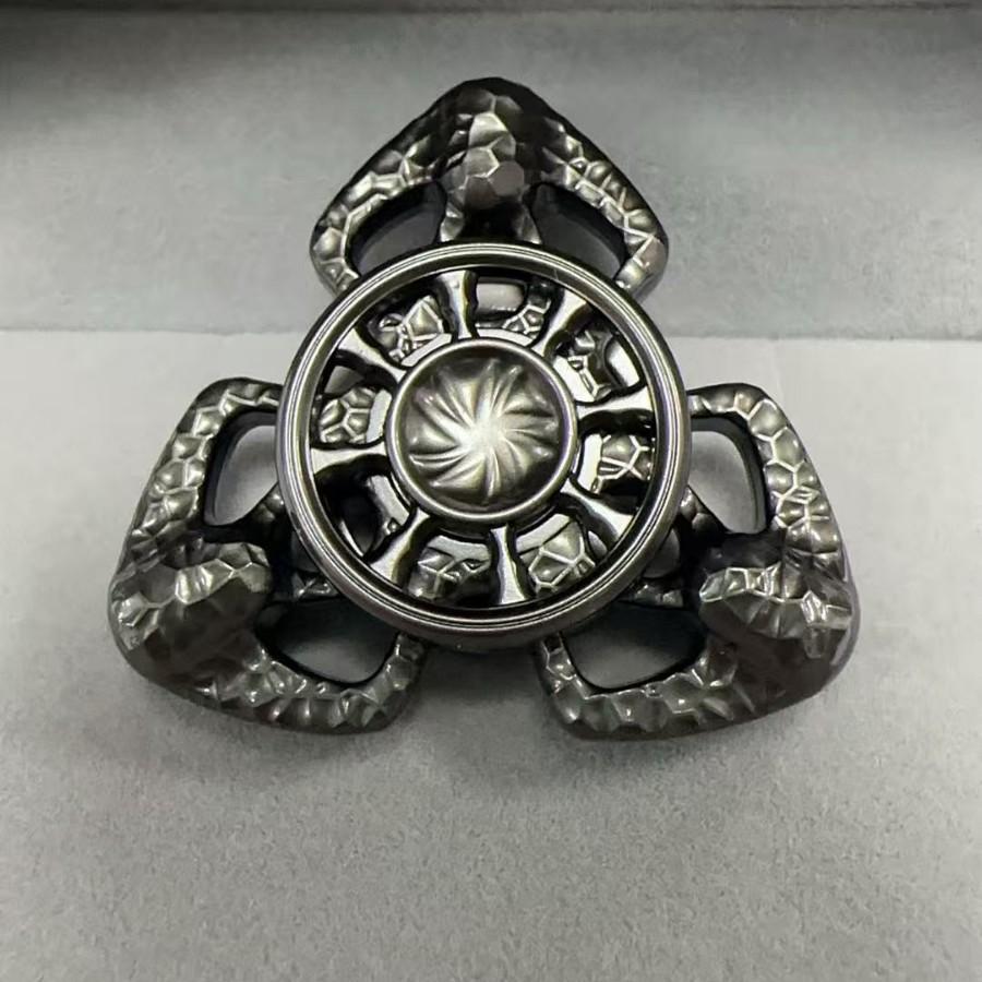 Metall Hand Fidget Spinner Roller Fingerspitze Drehend Kreisel Spitze EDC Stressabbau Spielzeug Erwachsene Anti Angst Autismus für Frauen